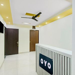 Hotel O Pink Home Stay